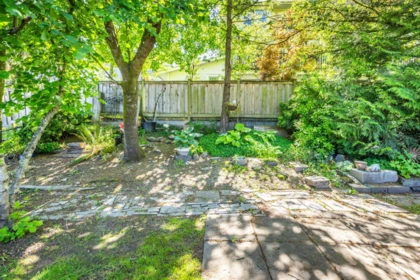 Front Yard Photo of 80 1840 160 Street, Surrey, BC