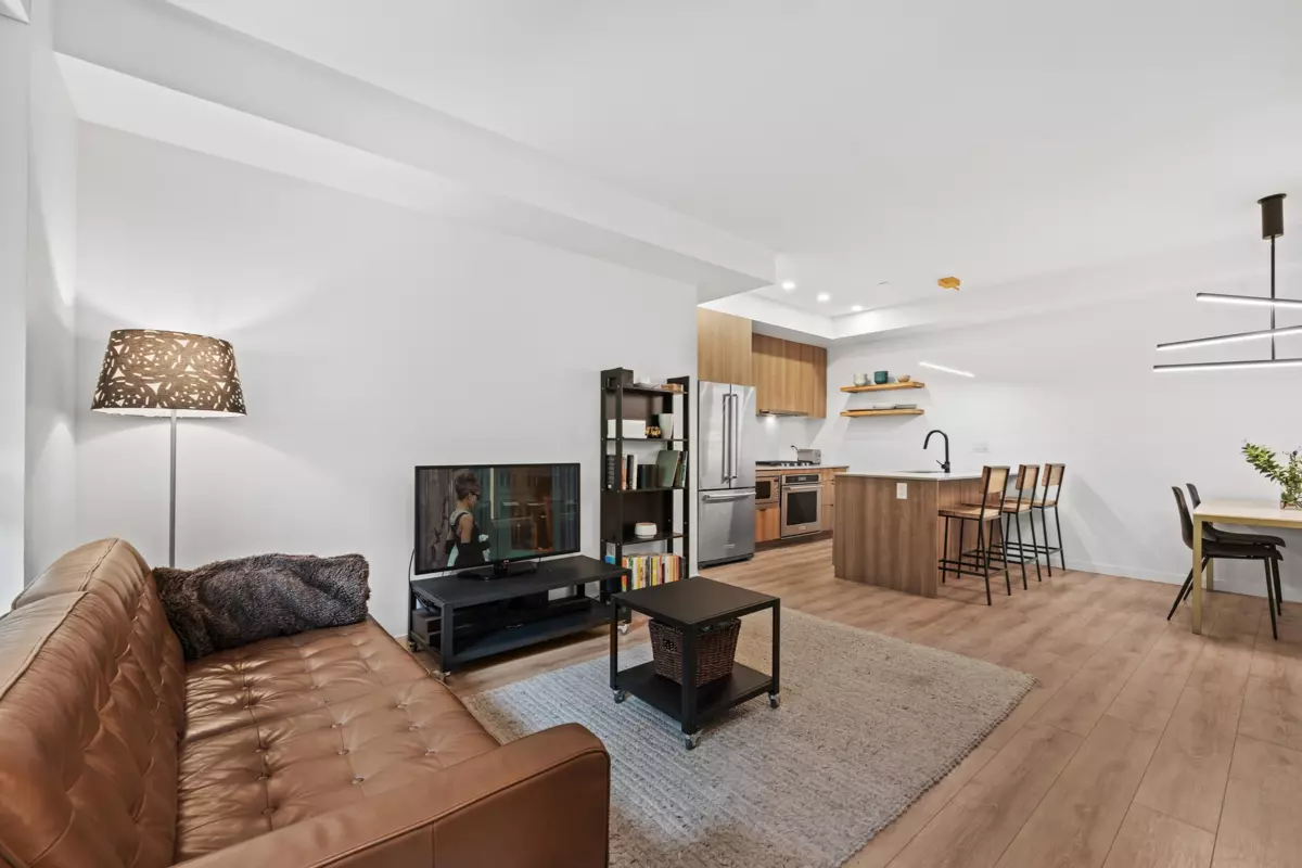 Family Room Photo of 29 533 E 3rd Street, North Vancouver, BC