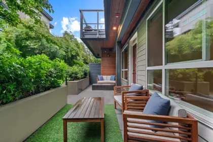 Hot Tub / Spa Photo of 29 533 E 3rd Street, North Vancouver, BC