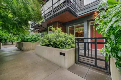 Outdoor Kitchen Photo of 29 533 E 3rd Street, North Vancouver, BC