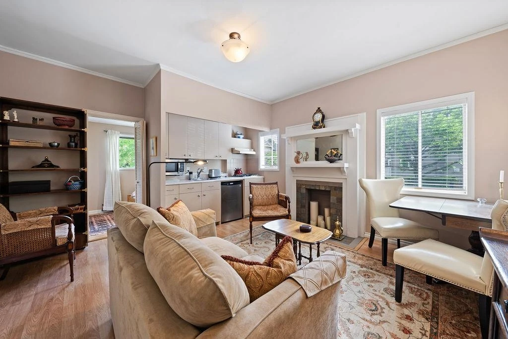Dining Area Photo of 2245 Stephens Street, Vancouver, BC