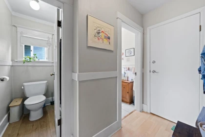 Entry Foyer Photo of 2245 Stephens Street, Vancouver, BC