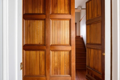 Hallway Photo of 403 St. George Street, New Westminster, BC