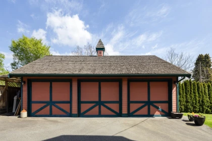 Hot Tub / Spa Photo of 403 St. George Street, New Westminster, BC