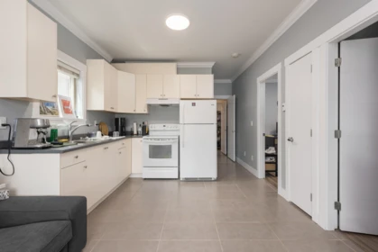 Basement Recreation Room Photo of 7348 11th Avenue, Burnaby, BC