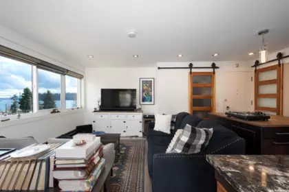 303 1845 Bellevue Avenue, West Vancouver, BC, West Vancouver — Apartment/Condo for sale