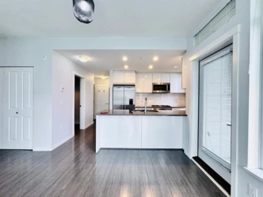 302 3263 Pierview Crescent, Vancouver, BC, Vancouver — Apartment/Condo for sale