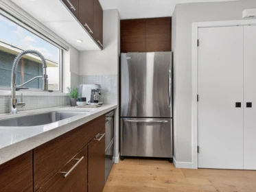 Breakfast Nook Photo of 3096 Quebec Street, Vancouver, BC