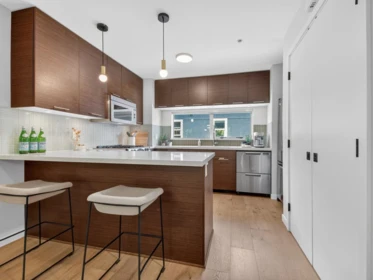 Kitchen Island Photo of 3096 Quebec Street, Vancouver, BC