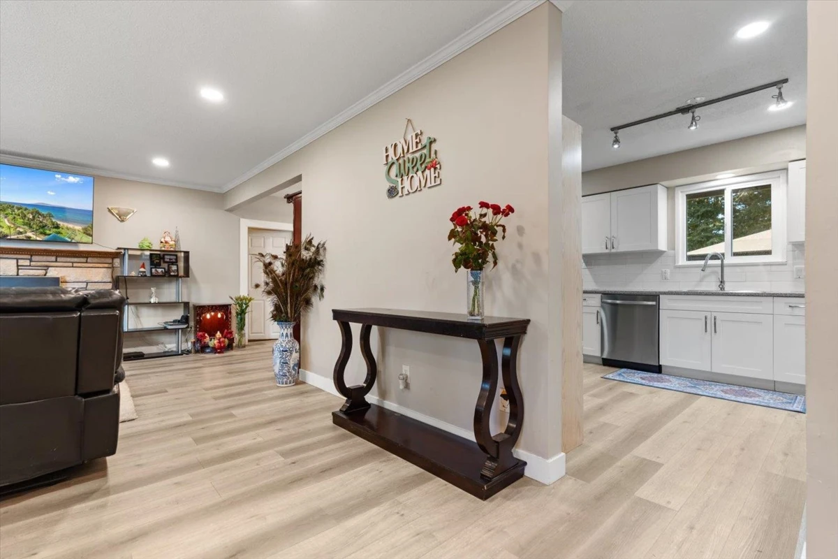Living Room Photo of 3174 268 Street, Langley, BC