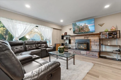 3174 268 Street, Langley, BC, Langley — Single Family Residence for sale