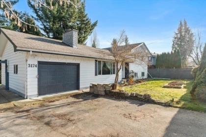 3174 268 Street, Langley, BC, Langley — Single Family Residence for sale