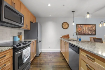 Kitchen Island Photo of 205 5599 14b Avenue, Tsawwassen, BC