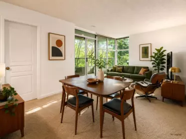 207 9262 University Crescent, Burnaby, BC, Burnaby — Apartment/Condo for sale