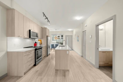 216 7001 Royal Oak Avenue, Burnaby, BC, Burnaby — Townhouse for sale