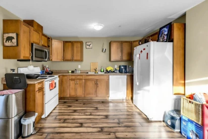 Swimming Pool Photo of 26500 124 Avenue, Maple Ridge, BC