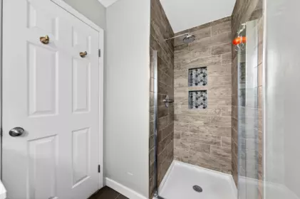 Guest Bathroom Photo of 22947 123b Avenue, Maple Ridge, BC