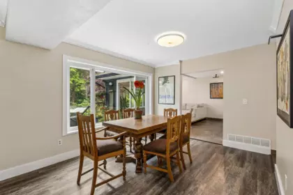 Breakfast Nook Photo of 1501 Ostler Court, North Vancouver, BC