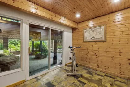 Hot Tub / Spa Photo of 1501 Ostler Court, North Vancouver, BC