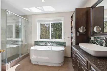 Mudroom Photo of 1501 Ostler Court, North Vancouver, BC