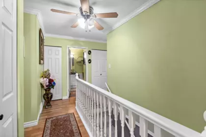 Staircase Photo of 23 33020 Maclure Road, Abbotsford, BC