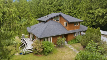 1287 Roberts Creek Road, Roberts Creek, BC, Roberts Creek — Single Family Residence for sale