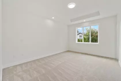 Walk-In Closet Photo of 32514 Higginbottom Court, Mission, BC