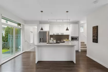 Kitchen Photo of 71 7848 209 Street, Langley, BC