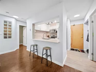 407 7077 Beresford Street, Burnaby, BC, Burnaby — Apartment/Condo for sale