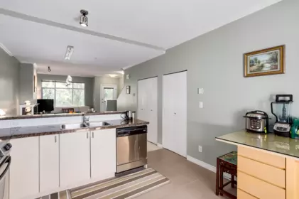 11 6878 Southpoint Drive, Burnaby, BC, Burnaby — Townhouse for sale