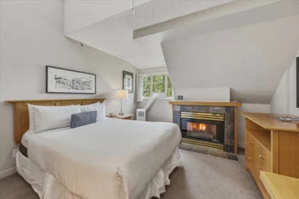 616 4295 Blackcomb Way, Whistler, BC, Whistler — Apartment/Condo for sale