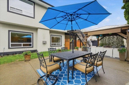 Swimming Pool Photo of 22727 127th Avenue, Maple Ridge, BC