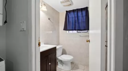 Guest Bathroom Photo of 2871 E 18th Avenue, Vancouver, BC