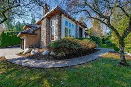 13208 23a Avenue, Surrey, BC, Surrey — Single Family Residence for sale