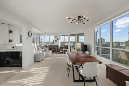 Office / Den Photo of 603 408 Lonsdale Avenue, North Vancouver, BC
