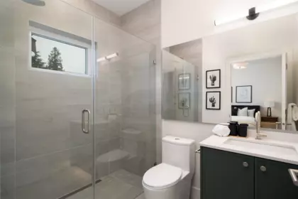 Mudroom Photo of 1 8508 East Boulevard, Vancouver, BC