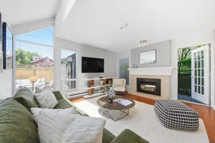 3385 W 8th Avenue, Vancouver, BC, Vancouver — Half Duplex for sale