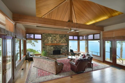 Breakfast Nook Photo of 11579 Sunshine Coast Highway, Halfmoon Bay, BC