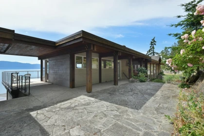 Kitchen Photo of 11579 Sunshine Coast Highway, Halfmoon Bay, BC