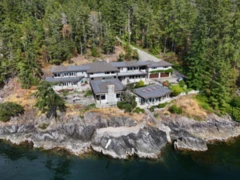 11579 Sunshine Coast Highway, Halfmoon Bay, BC