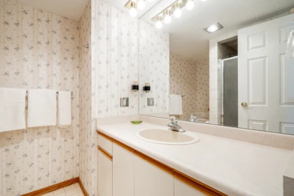 Hot Tub / Spa Photo of 1511 6631 Minoru Boulevard, Richmond, BC