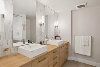 Guest Bathroom Photo of 329 1783 Manitoba Street, Vancouver, BC