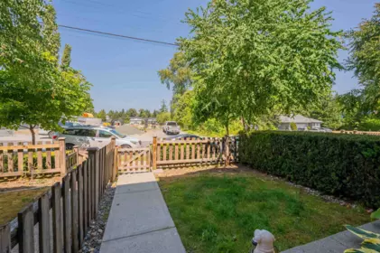 10 13886 62 Avenue, Surrey, BC, Surrey — Townhouse for sale