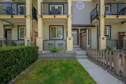 10 13886 62 Avenue, Surrey, BC, Surrey — Townhouse for sale