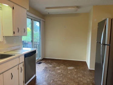 Kitchen Photo of 6487 Dayton Drive, Chilliwack, BC