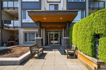 208 2943 Nelson Place, Abbotsford, BC, Abbotsford — Apartment/Condo for sale