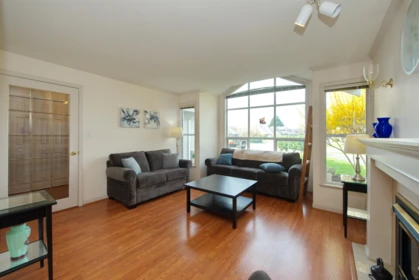 Breakfast Nook Photo of 6343 Crescent Place, Delta, BC