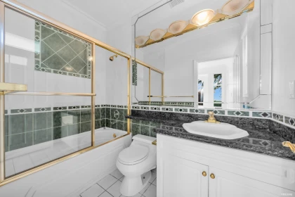 6091 Selma Avenue, Burnaby, BC, Burnaby — Single Family Residence for sale