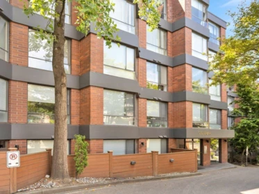 206 2140 Briar Avenue, Vancouver, BC, Vancouver — Apartment/Condo for sale