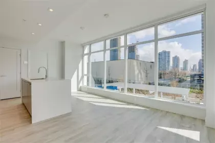 301 2288 Alpha Avenue, Burnaby, BC, Burnaby — Apartment/Condo for sale